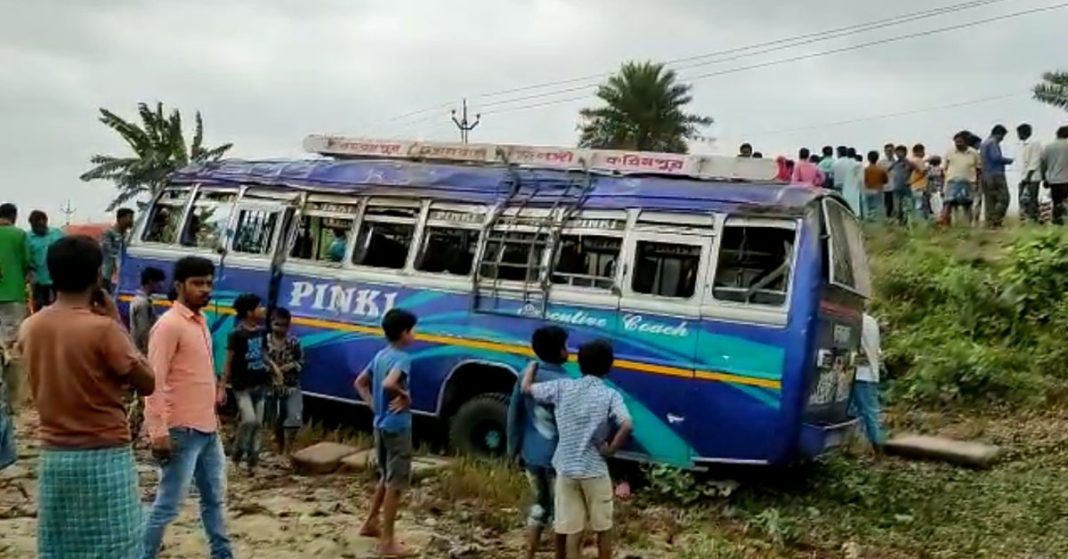 bus- bike accident in domkal